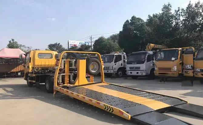 丰润区汽车中途维修案例